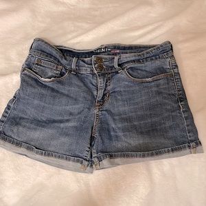 Denizen mid rise denim short
